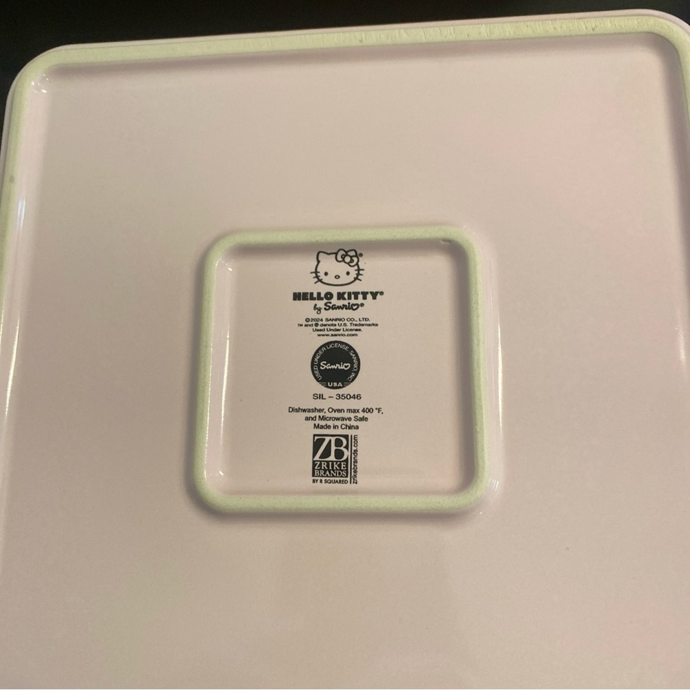 Hello Kitty Pink Square Plate - Picture 4 of 8